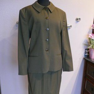 Jones NY Olive Skirt suite-Size14P
